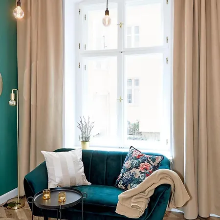 Old Town Deluxe By Bookinghost Poznan