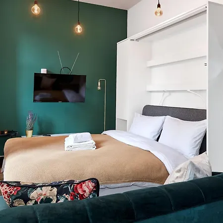 Apartment Old Town Deluxe By Bookinghost Poznan