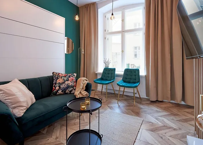 Old Town Deluxe By Bookinghost