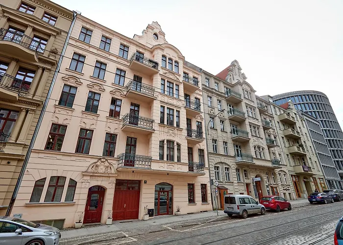 Old Town Deluxe By Bookinghost بوزنان