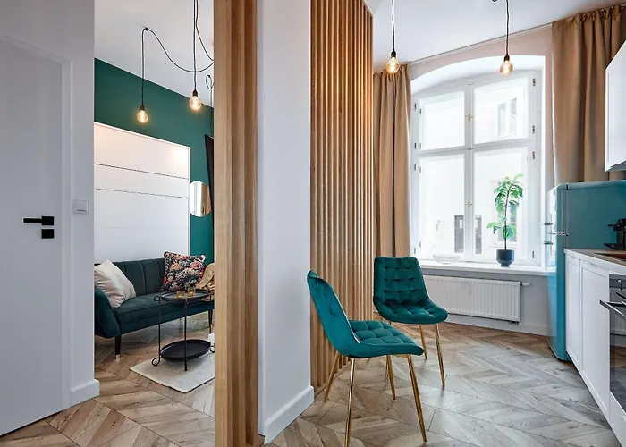 Apartment Old Town Deluxe By Bookinghost